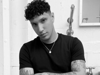AngeloColen Profile Picture