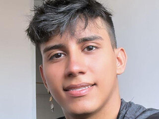 AlexCano Profile Picture