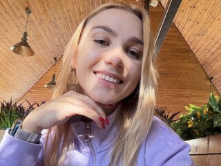 WanesaWhite Profile Picture