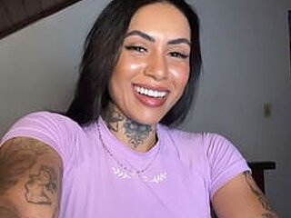 Marina Mello Profile Picture