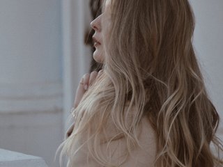 lelaniy Profile Picture