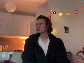di_n_alex Profile Picture