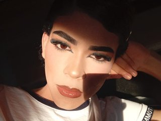 Miacollier Profile Picture