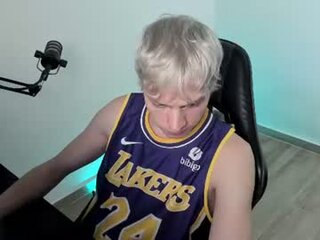 yoi_aji Profile Picture