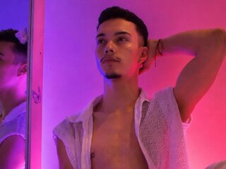 AngelKlaus Profile Picture