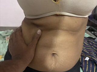 Tamil sexy couples Profile Picture