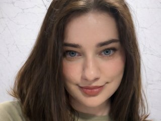 DemiLinda Profile Picture