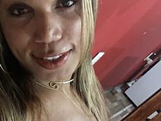 Shanaia Profile Picture