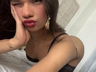 ashleynickole Profile Picture