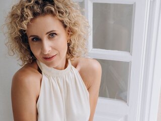 AngelEmeli Profile Picture