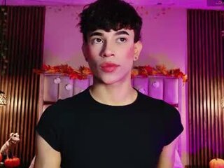valentino_blake Profile Picture