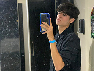 hot_housex Profile Picture