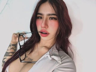 MiaFreya Profile Picture