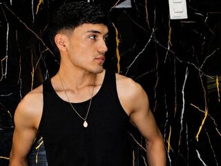 AronnDark Profile Picture