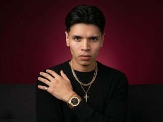 AlejoMontenegro Profile Picture