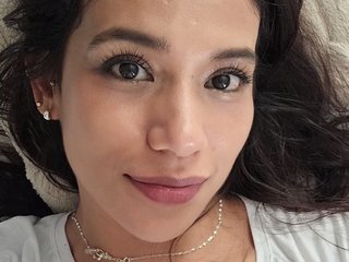 Scarletthred Profile Picture