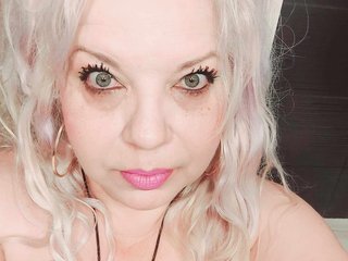 SonyaHotMilf Profile Picture