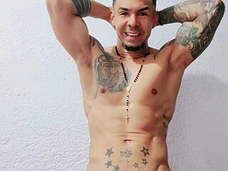 Musclesexyboy1 Profile Picture
