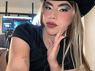 Ambar_fox19x Profile Picture