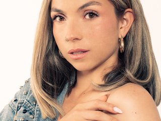CamiVelez Profile Picture