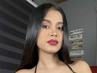 AdriannaHearth Profile Picture