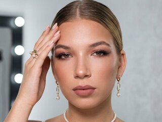 NoraDelon Profile Picture