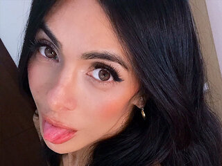alice-fox Profile Picture